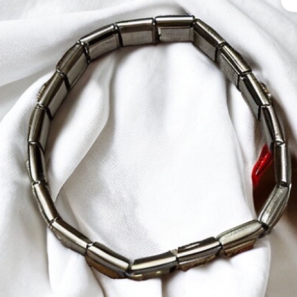 ZOPPINI (nomination) 2/$25 HOPE bracelet link - Picture 5 of 7